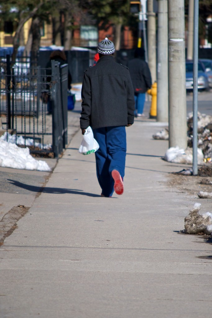 Walking on Shuter Street, Toronto 2011-03-08