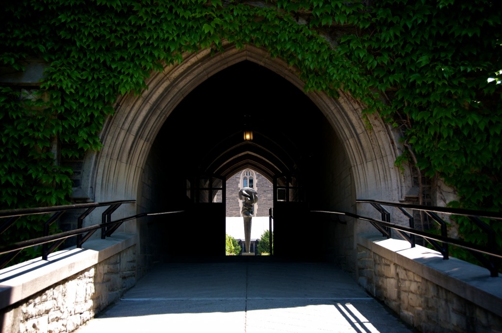 West entrance of Hart House, University of Toronto 2011-06-06