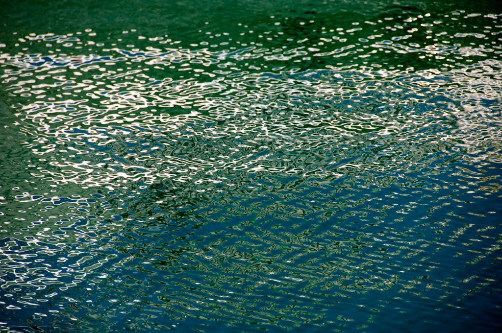 Ripples at the Harbour Front, Toronto 2011-09-24