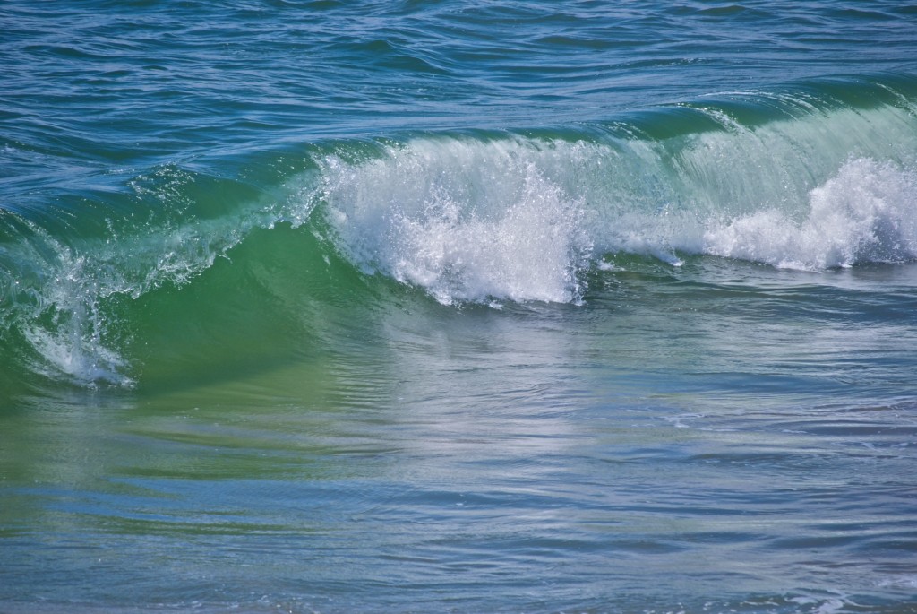 Wave in the Pacific Ocean, Viña del Mar, Chile 2012-01-07