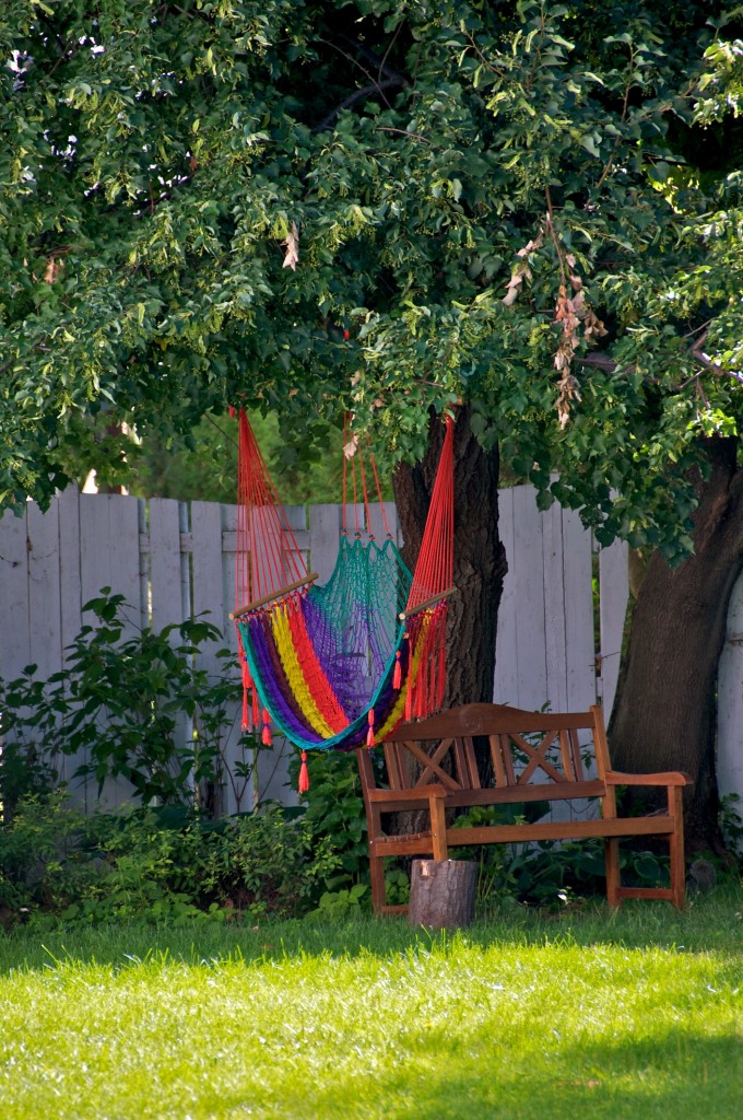 Colourful hammock chair in Dorval 