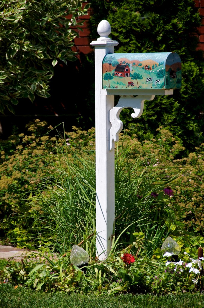 A mailbox in Dorval