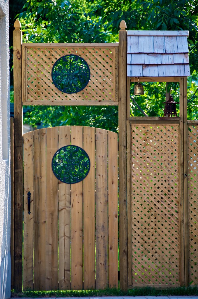 Door through a wooden fence in Dorval 2012-07-23